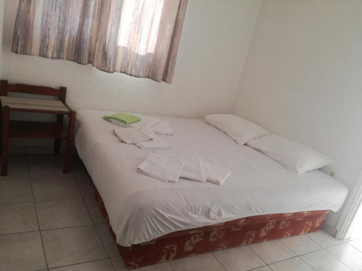 Miron Apart&Rooms Rafailovici Exterior photo